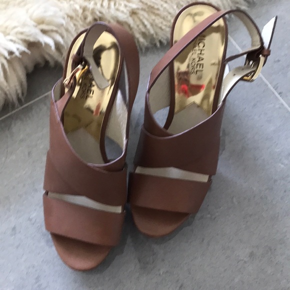 Michael kors brown block heel sandals size 8.5 - Picture 2 of 5